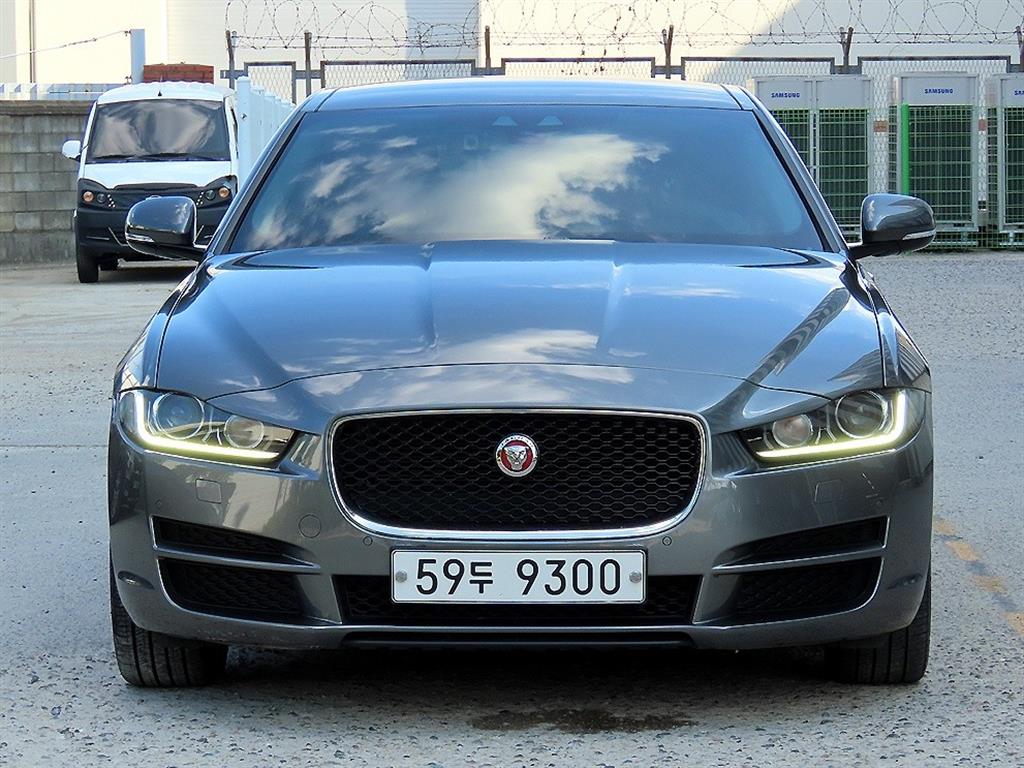 XE 2.0D 프레스티지 AWD 2017년식