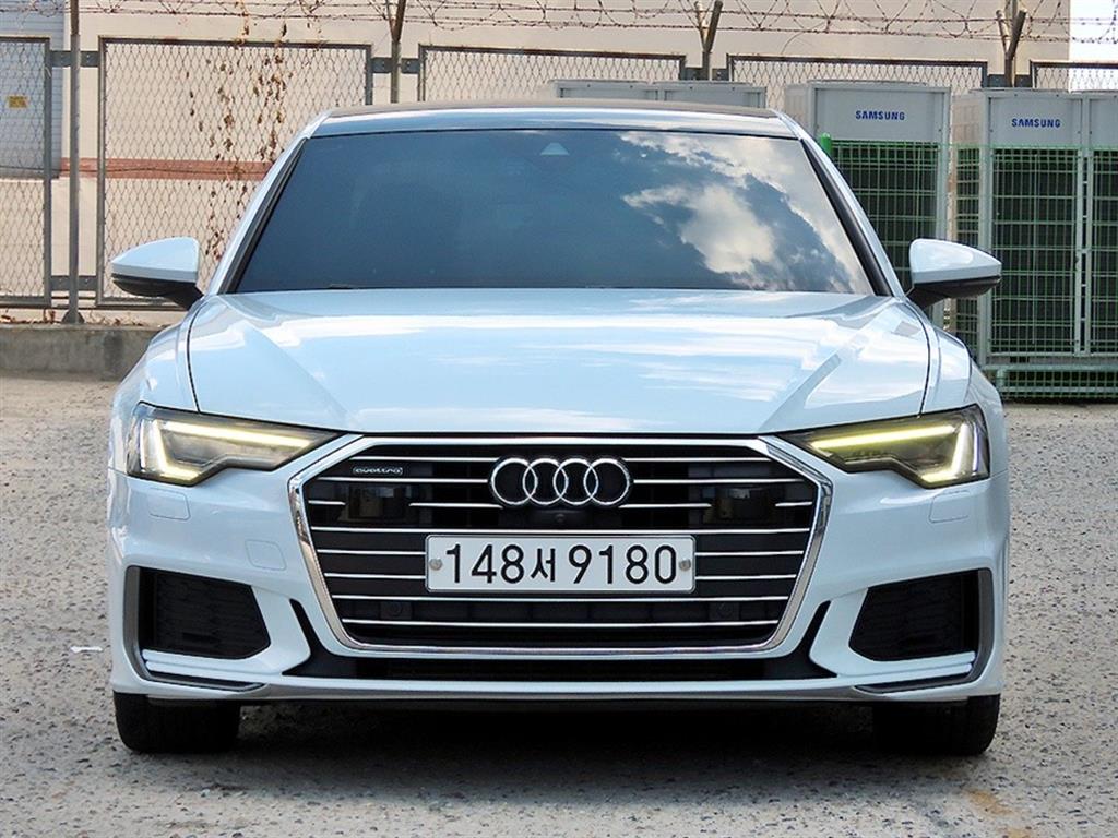 아우디 A6 45 TFSI 콰트로 프리미엄 사진