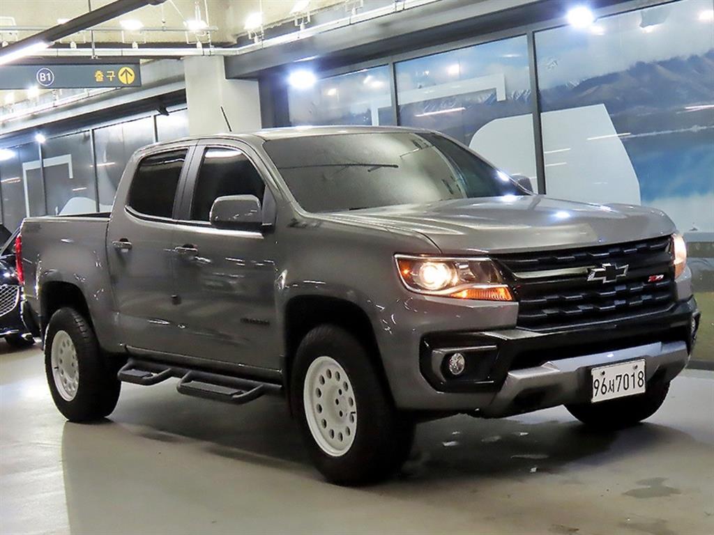 리얼 뉴 콜로라도 3.6 Z71-X 미드나잇 4WD 2022년식