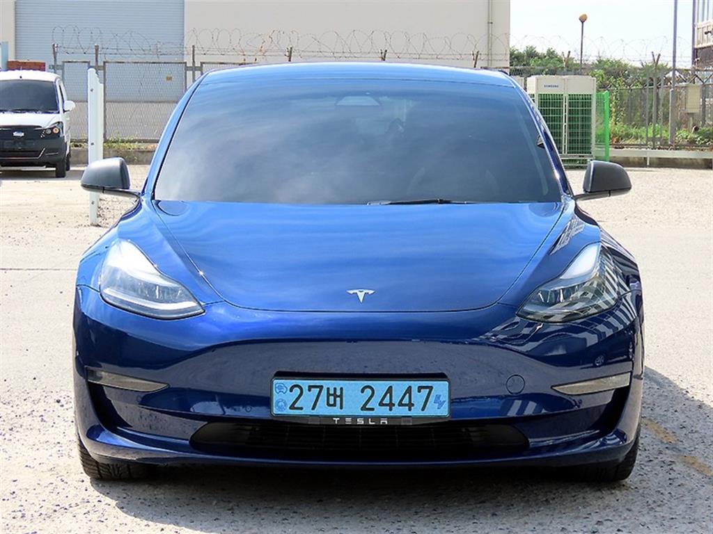 모델 3 롱 레인지 2022년식