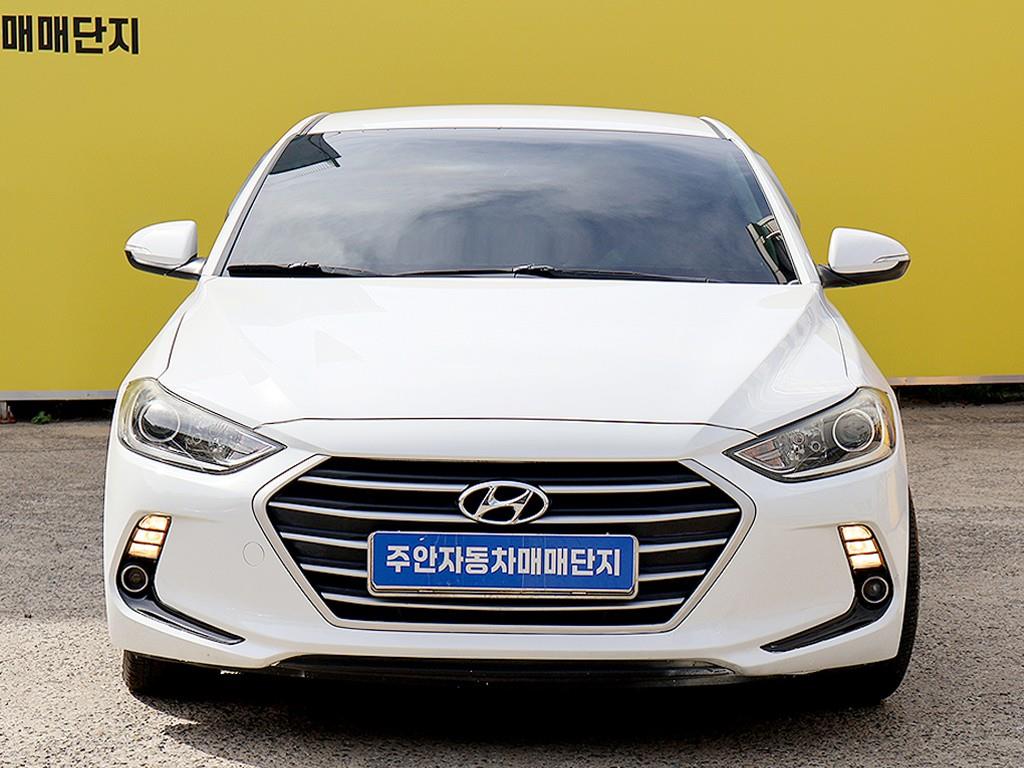 자동차 모델 상세 이미지