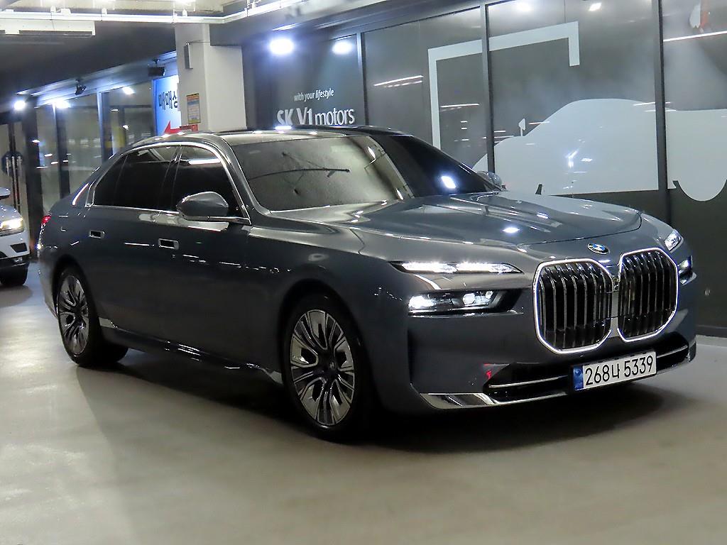7시리즈 (G70) 740i sDrive 디자인퓨어 엑셀런스 2023년식