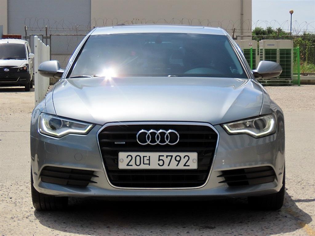 뉴A6 3.0 TFSI 콰트로 2012년식