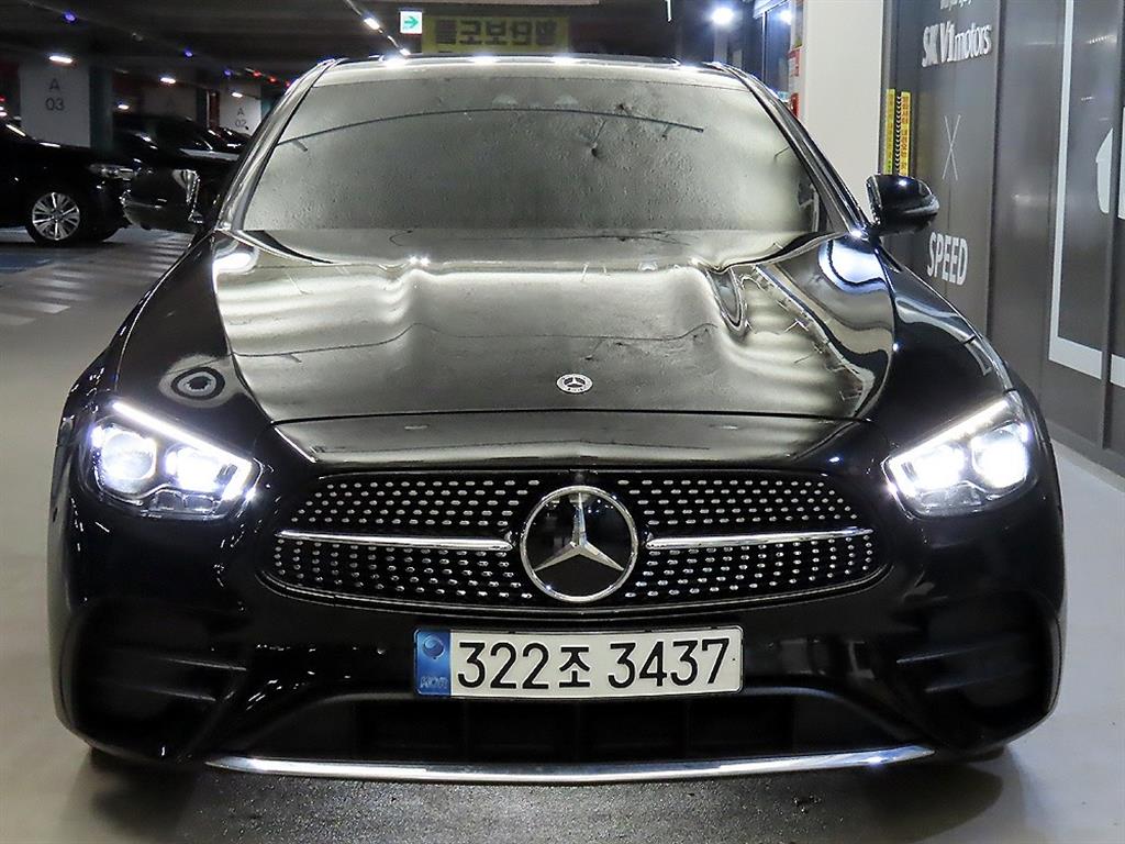벤츠 E 클래스 E220d 4MATIC AMG라인 사진