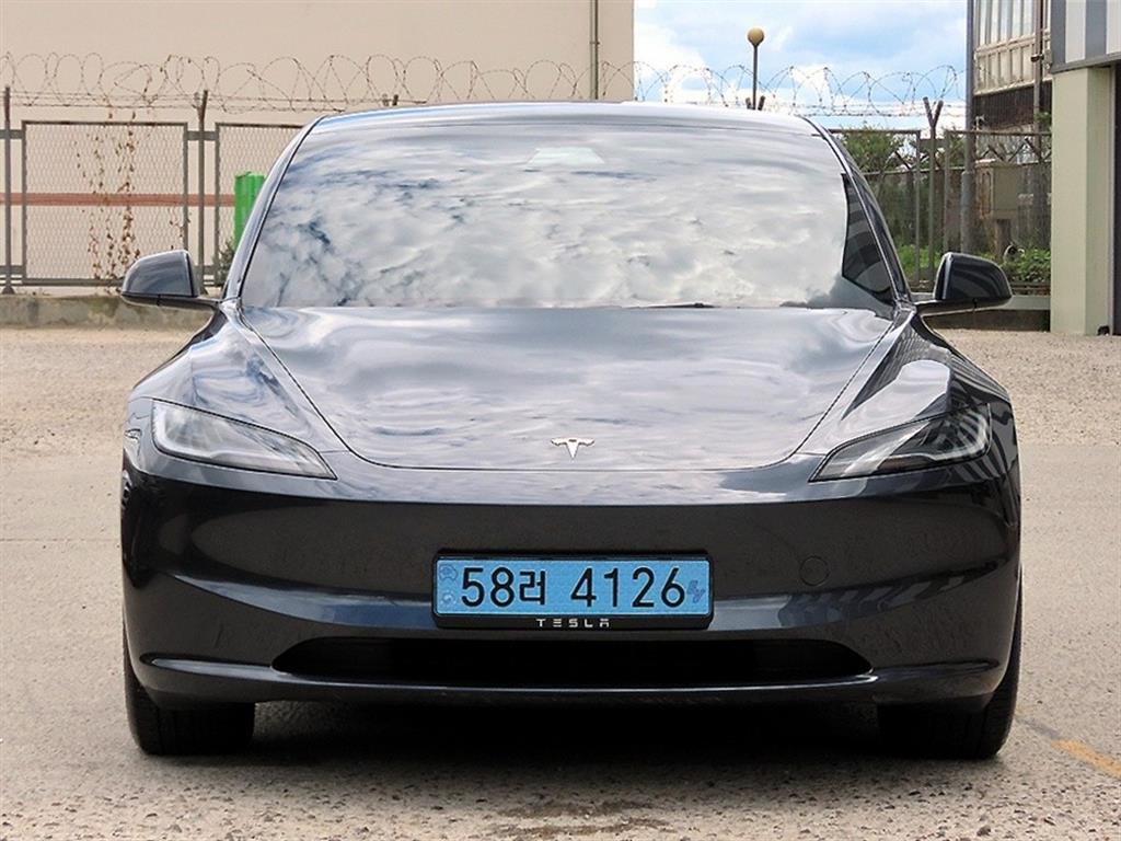 모델 3 RWD 2024년식
