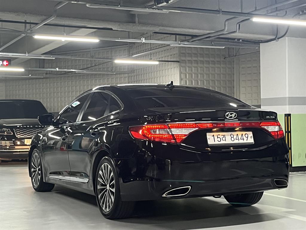 현대 그랜저 HG300 PREMIUM 사진 2/20