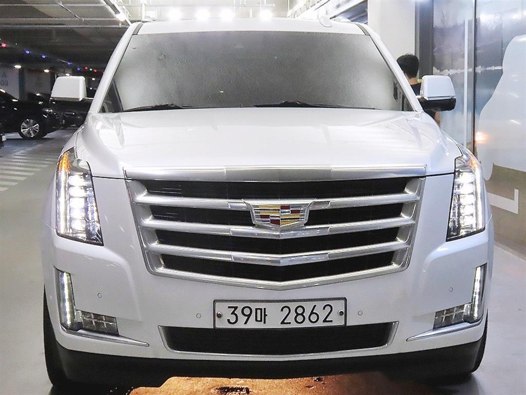 캐딜락 에스컬레이드 6.2 V8 ESV 사진