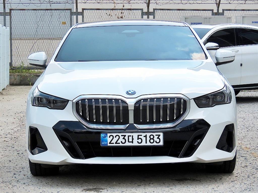 5시리즈 (G60) 530e M 스포츠 2025년식