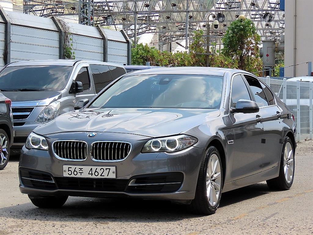 BMW 5시리즈 528i xDrive 사진 2/20