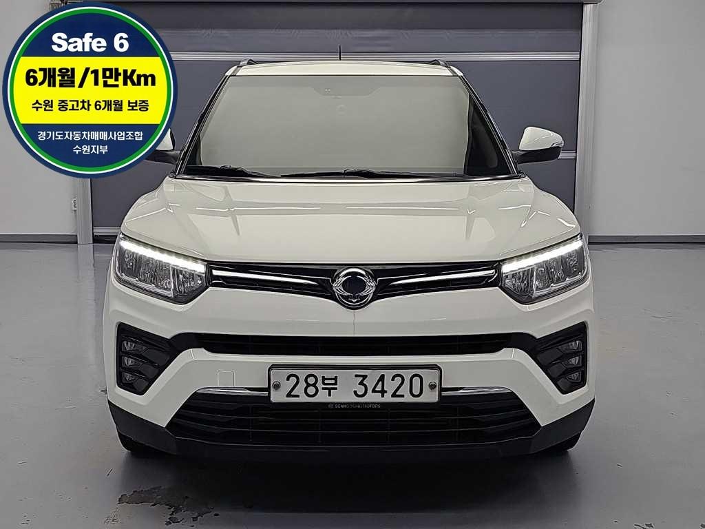 KGM 티볼리 2WD 디젤 1.6 V5 사진 2/18