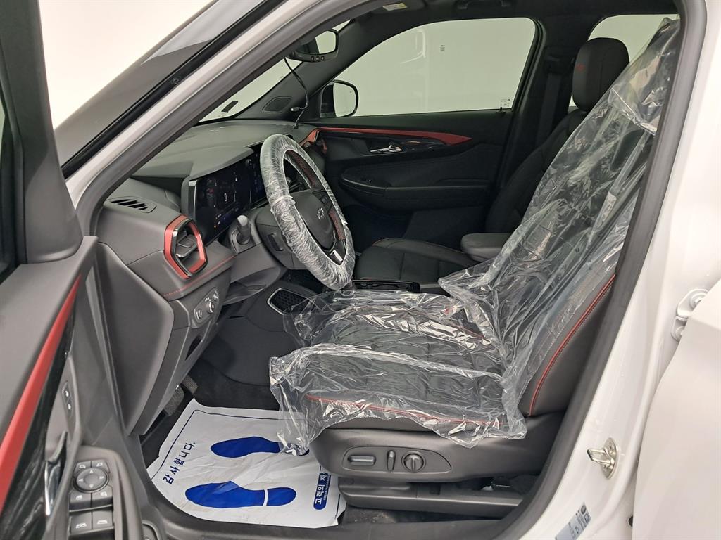 쉐보레 트레일블레이저 가솔린 1.35 터보 2WD LT 사진