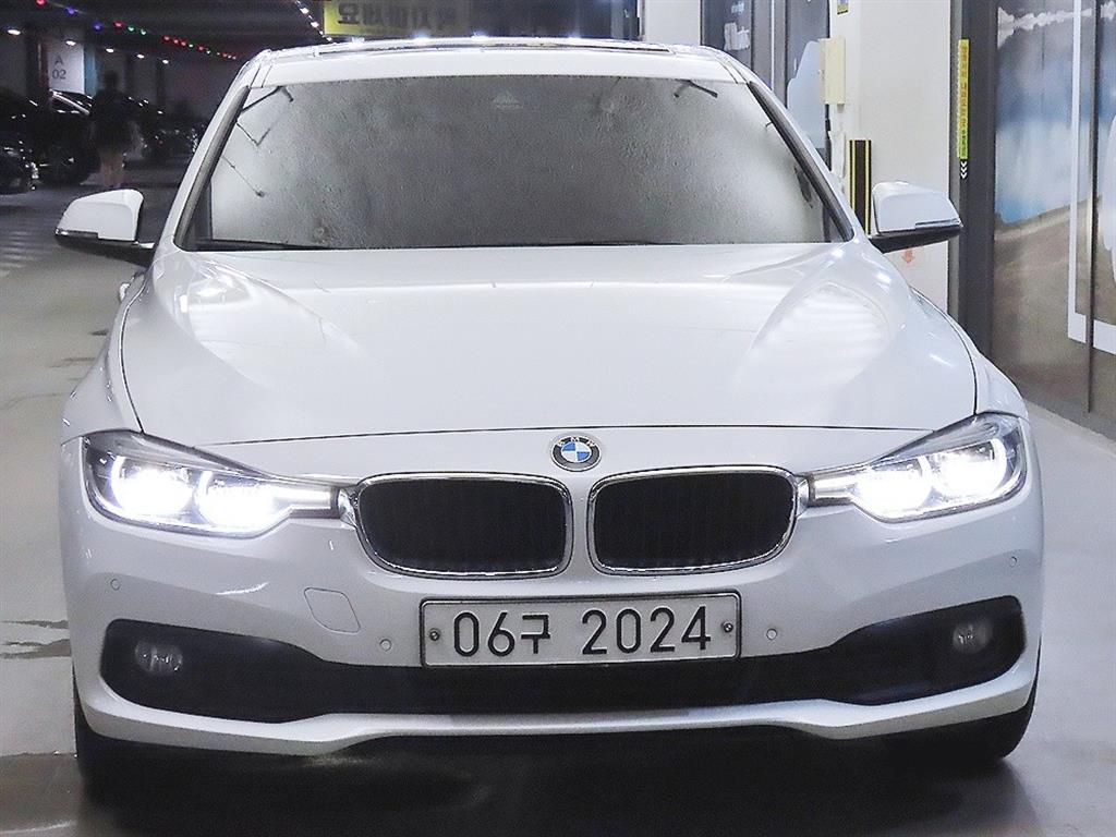 BMW 3시리즈 320d 사진