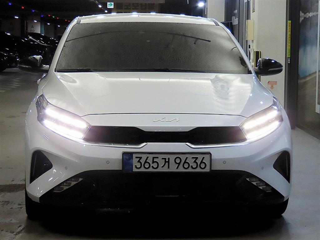 기아 K3 1.6 가솔린 시그니처 사진
