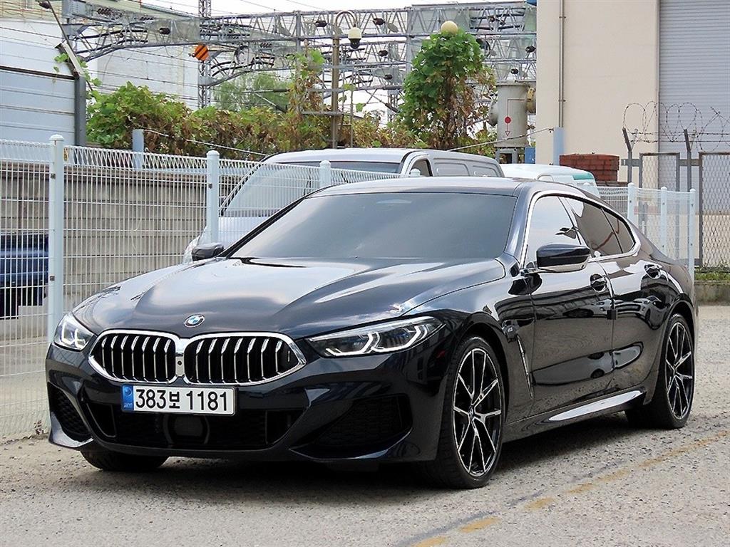 BMW 8시리즈 840i xDrive M 스포츠 그란쿠페 사진 2/20