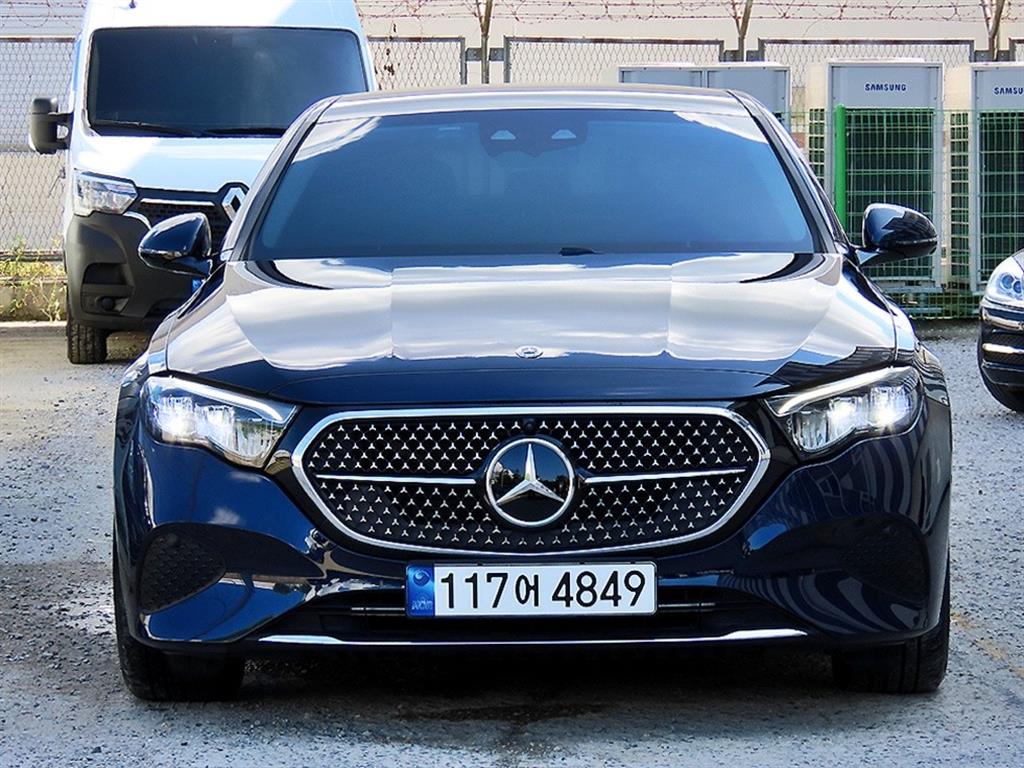 벤츠 E 클래스 E200 아방가르드 사진