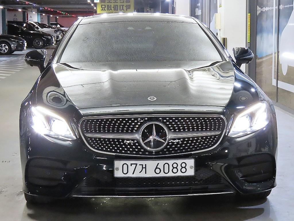 벤츠 E 클래스 E450 4MATIC 쿠페 사진