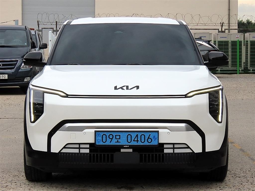 기아 EV3 롱레인지 2WD 에어 사진
