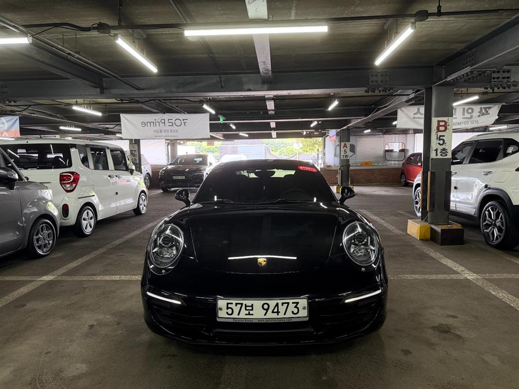 911 카레라 4 2013년식