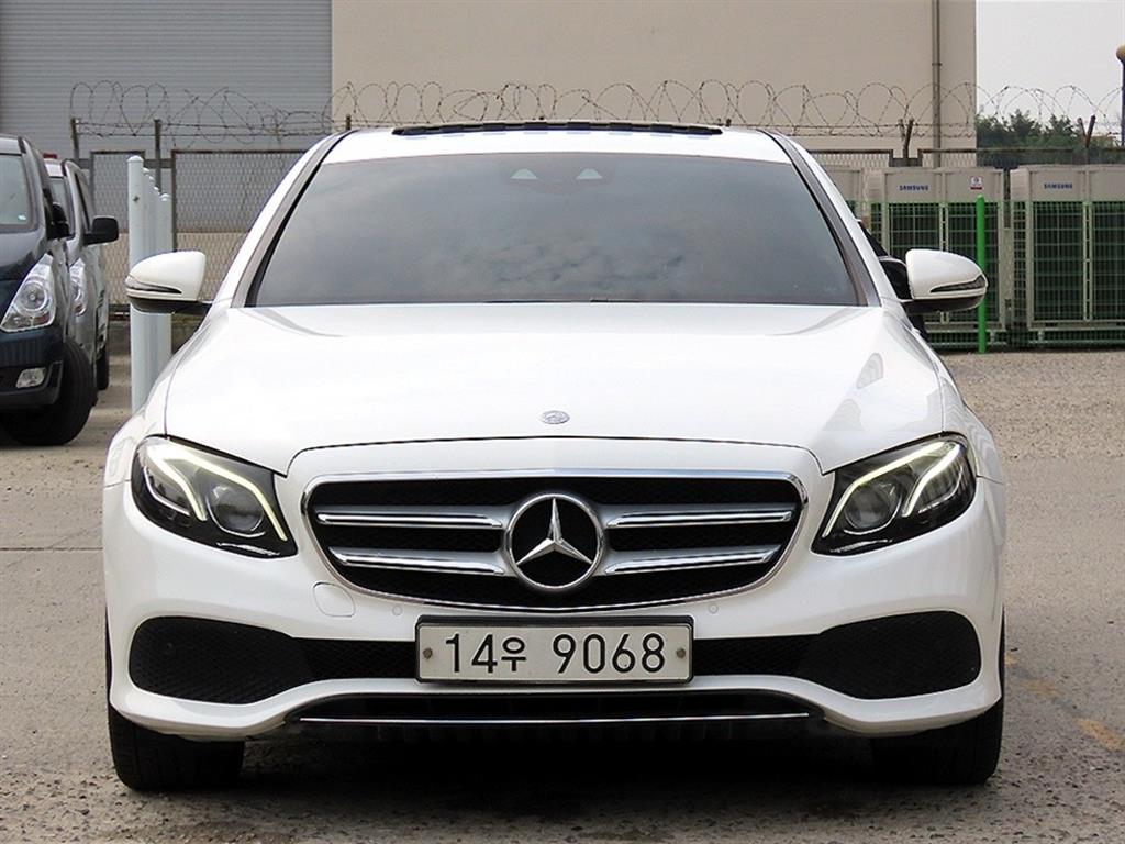 E-클래스 W213 E220d 아방가르드 2017년식