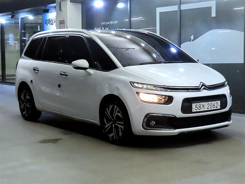 그랜드 C4 피카소 1.6 B-HDI 필 2017년식