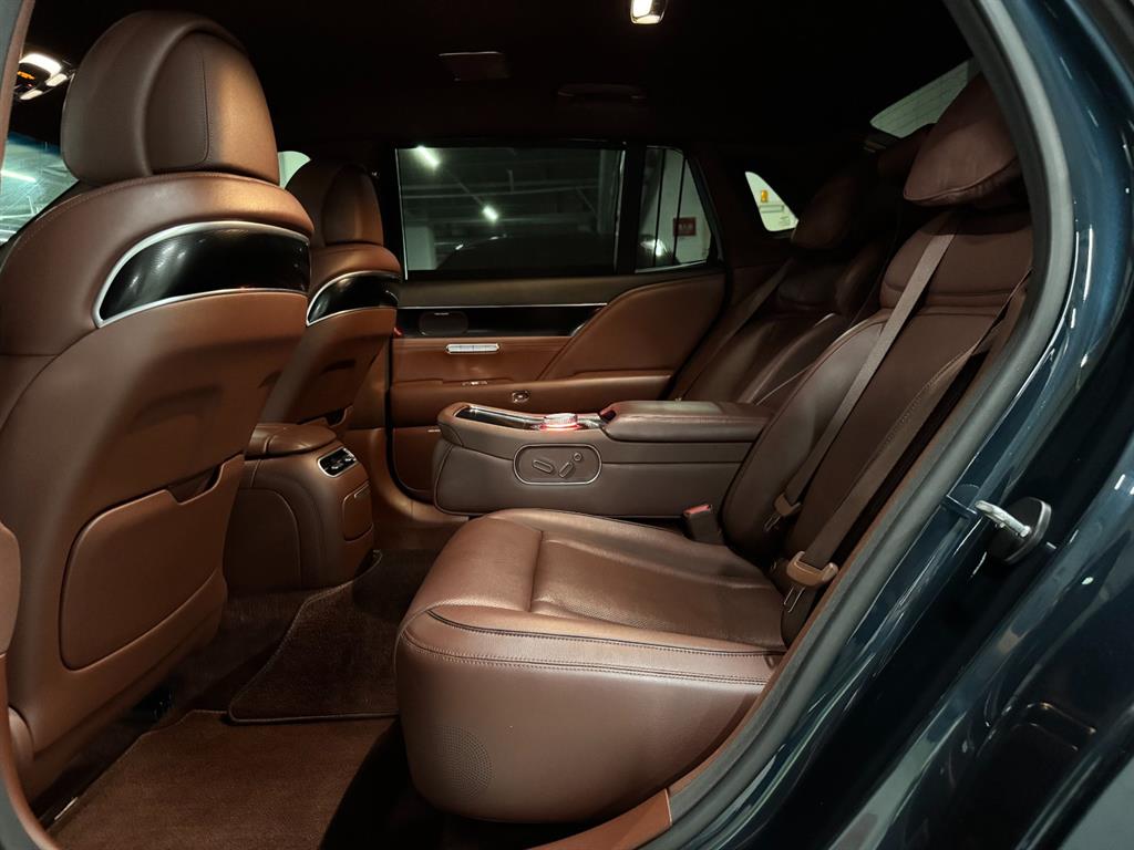 제네시스 G90 3.5T GDI AWD 사진 2/20