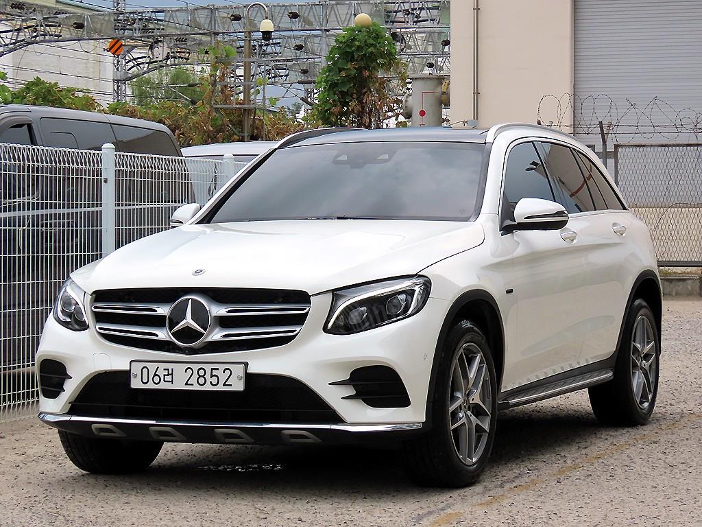 벤츠 GLC 클래스 GLC 350 e 4MATIC 사진 2/20