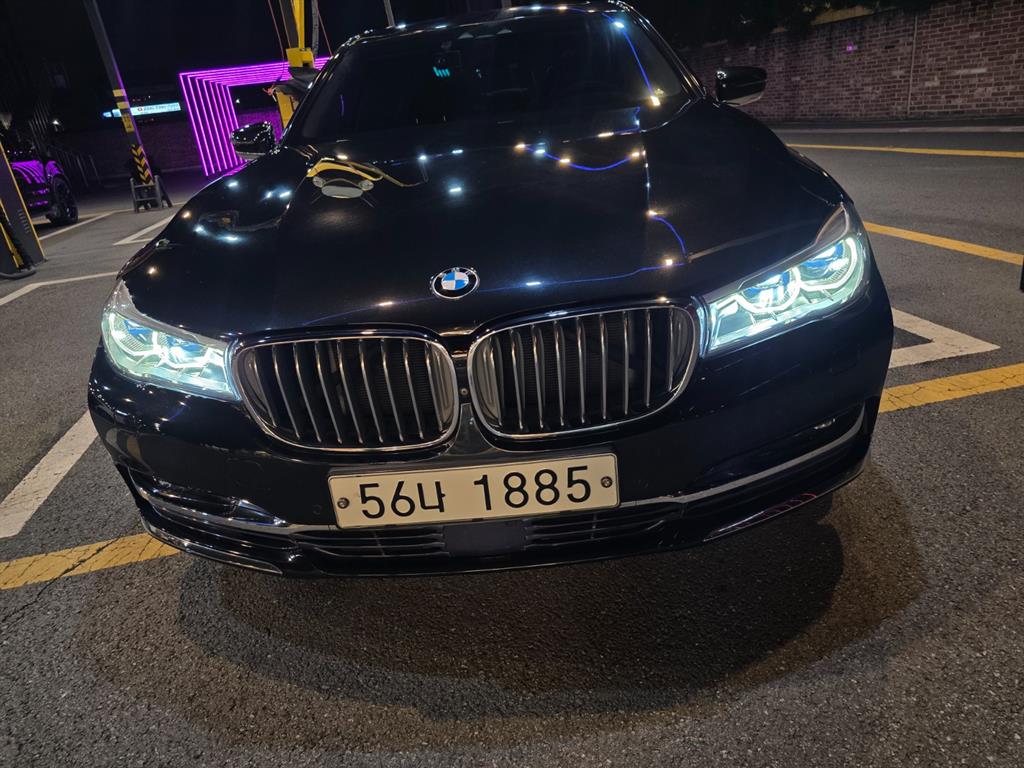 BMW 7시리즈 740Li xDrive 사진 2/19