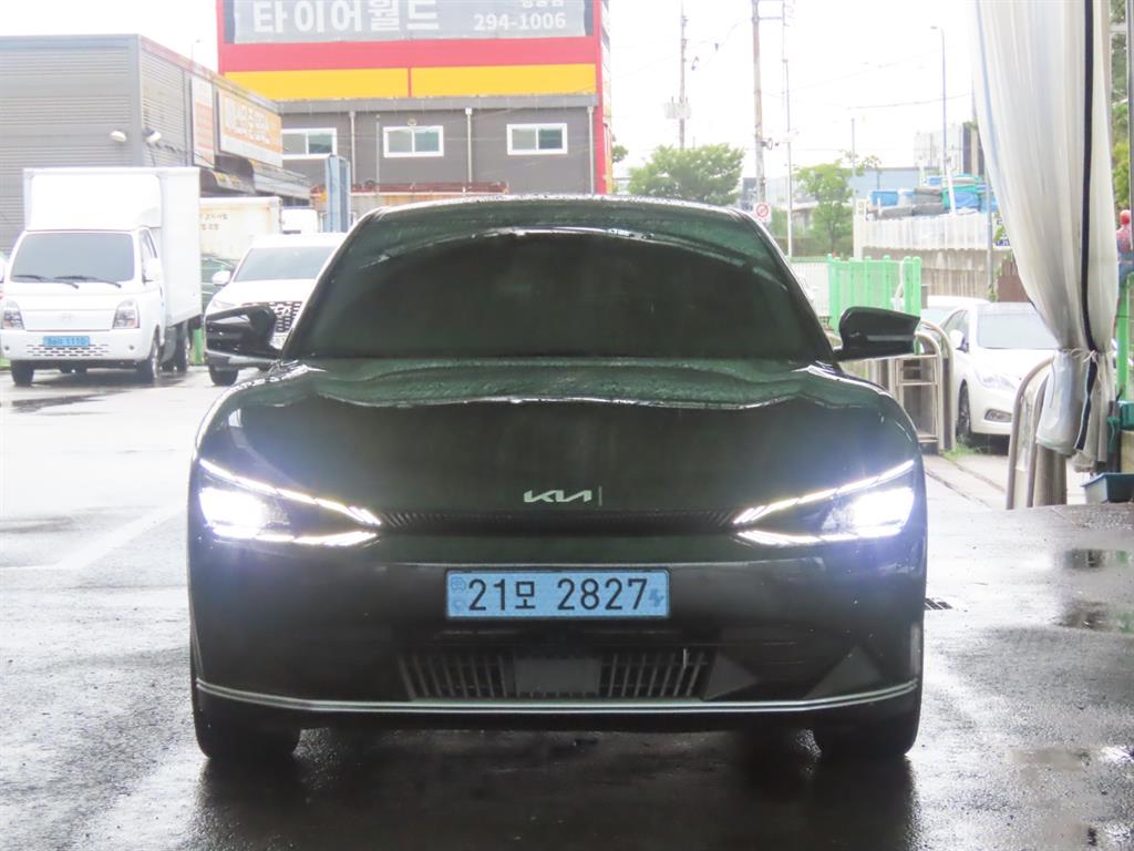 기아 EV6 롱레인지 에어 사진