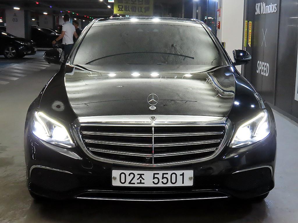 벤츠 E 클래스 E300e 4MATIC 익스클루시브 사진