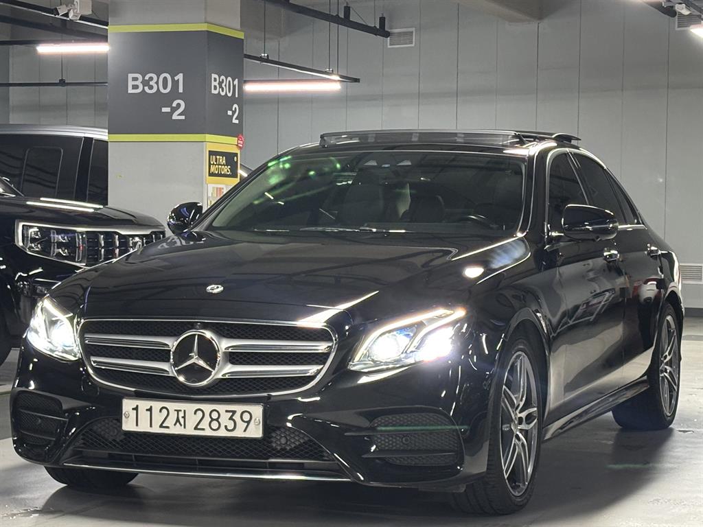 E-클래스 W213 E300 4MATIC AMG LINE 2020년식