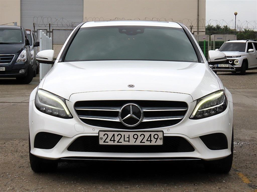 C클래스 W205 C220 d 4MATIC 아방가르드 2020년식