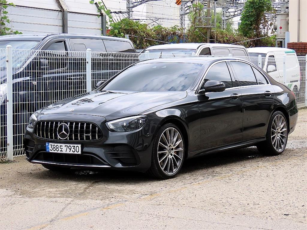 벤츠 E 클래스 E350 4MATIC AMG LINE 사진 2/20
