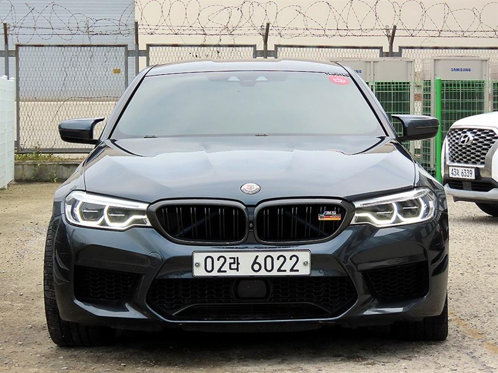 M5 (F90, F10) M5 세단 2019년식