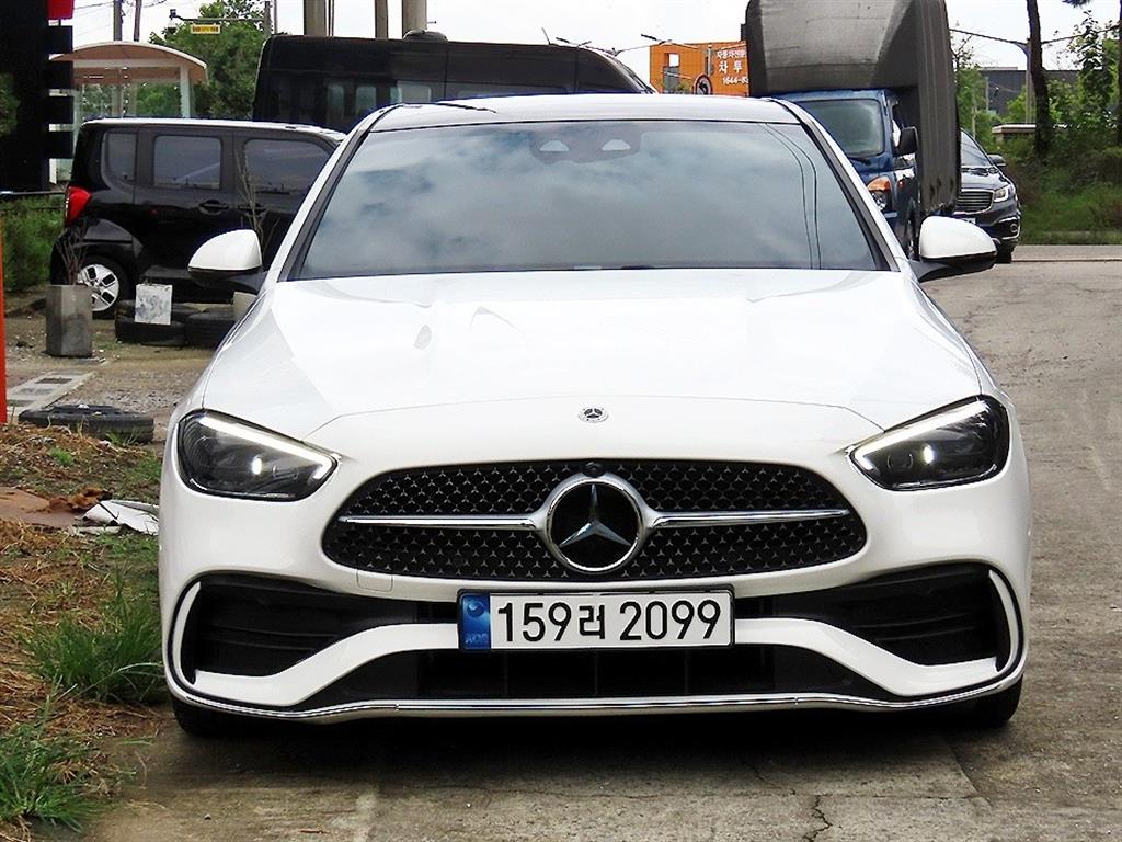 벤츠 C 클래스 C300 4MATIC 아방가르드 사진