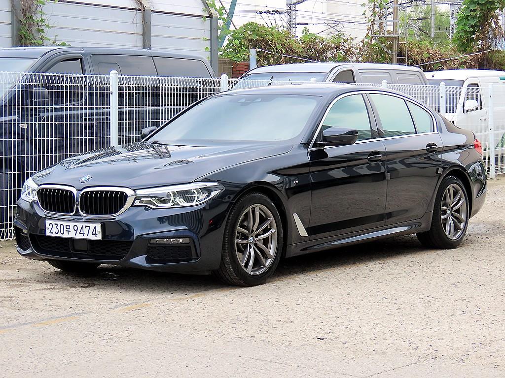 BMW 5시리즈 520d M 스포츠 플러스 사진 2/20