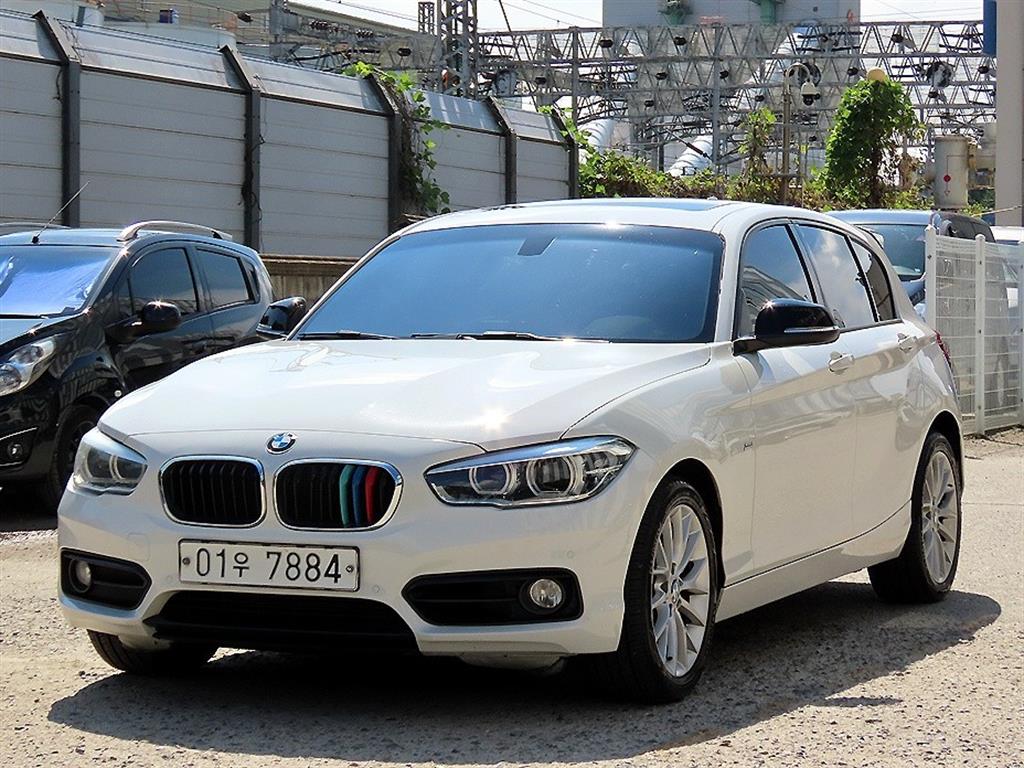 BMW 1시리즈 118d 스포츠 사진 2/19