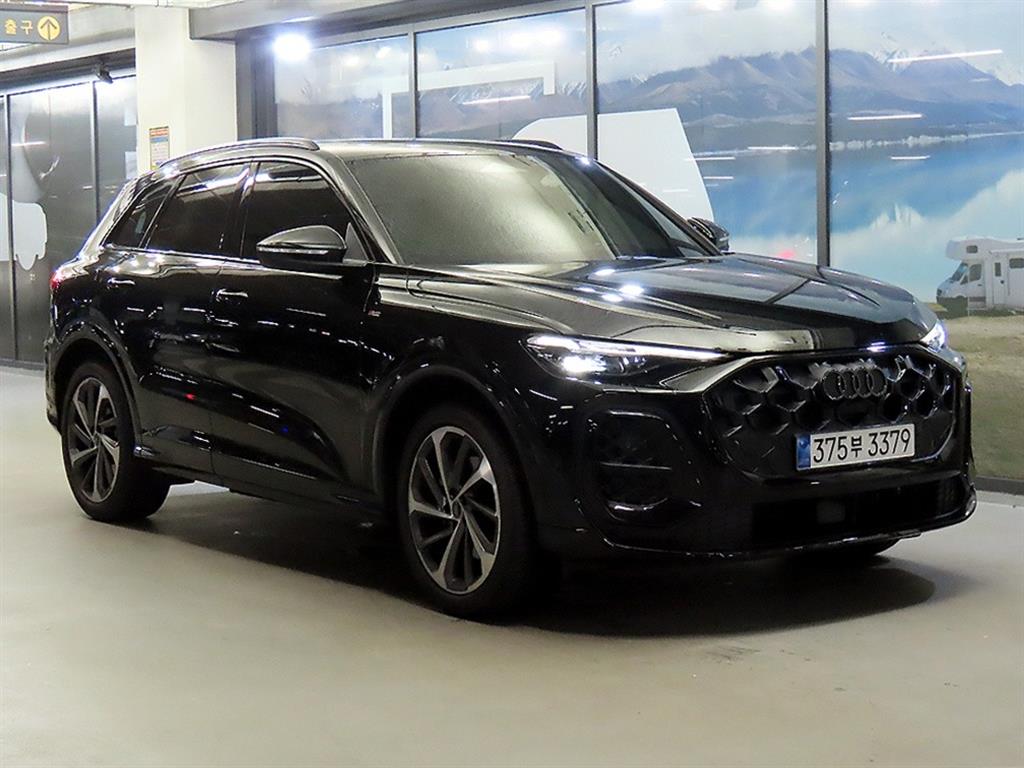 Q5 (80A) 45 TFSI 콰트로 S-라인 2025년식