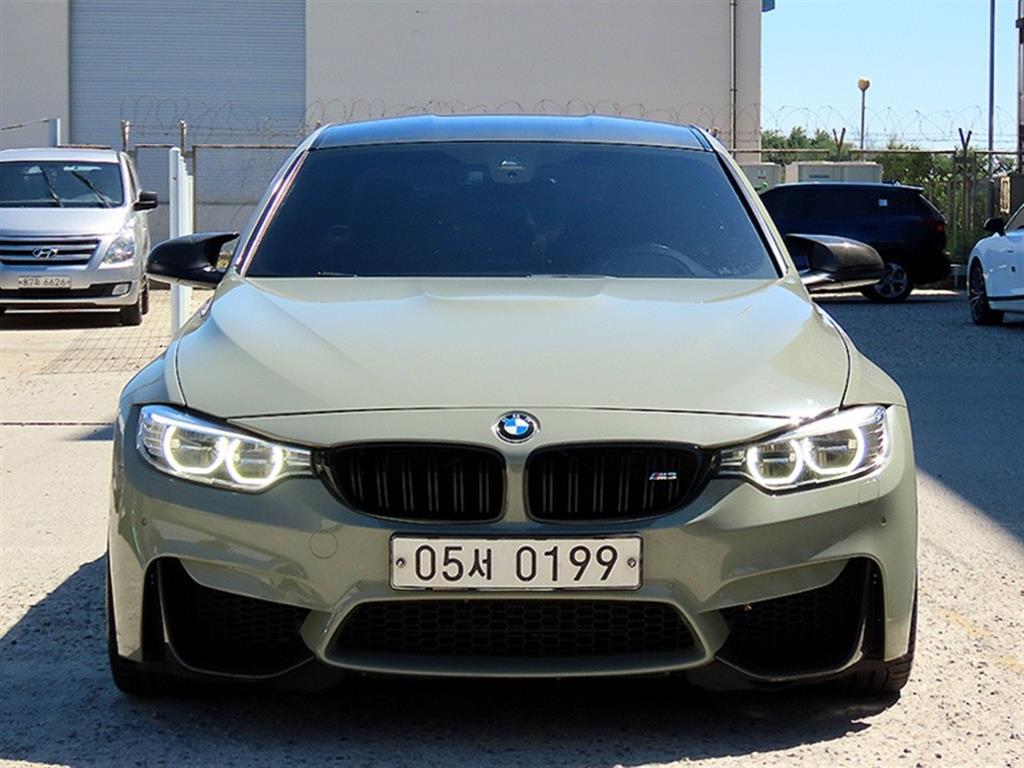 BMW 3시리즈 M3 세단 사진
