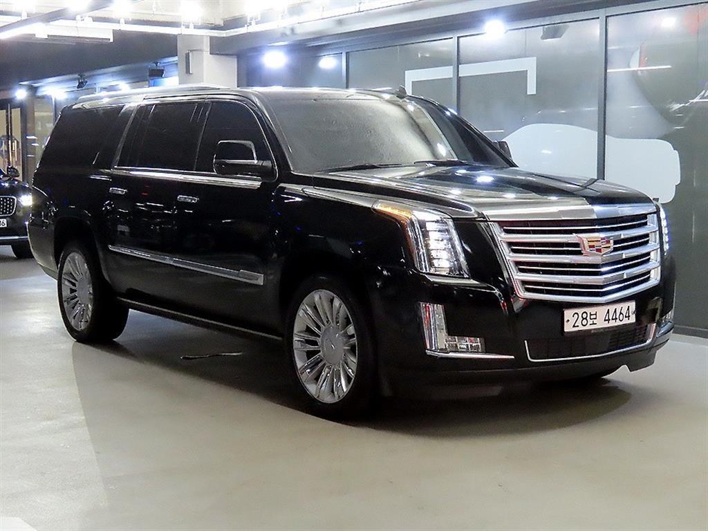 에스컬레이드 6.2 V8 ESV 2017년식