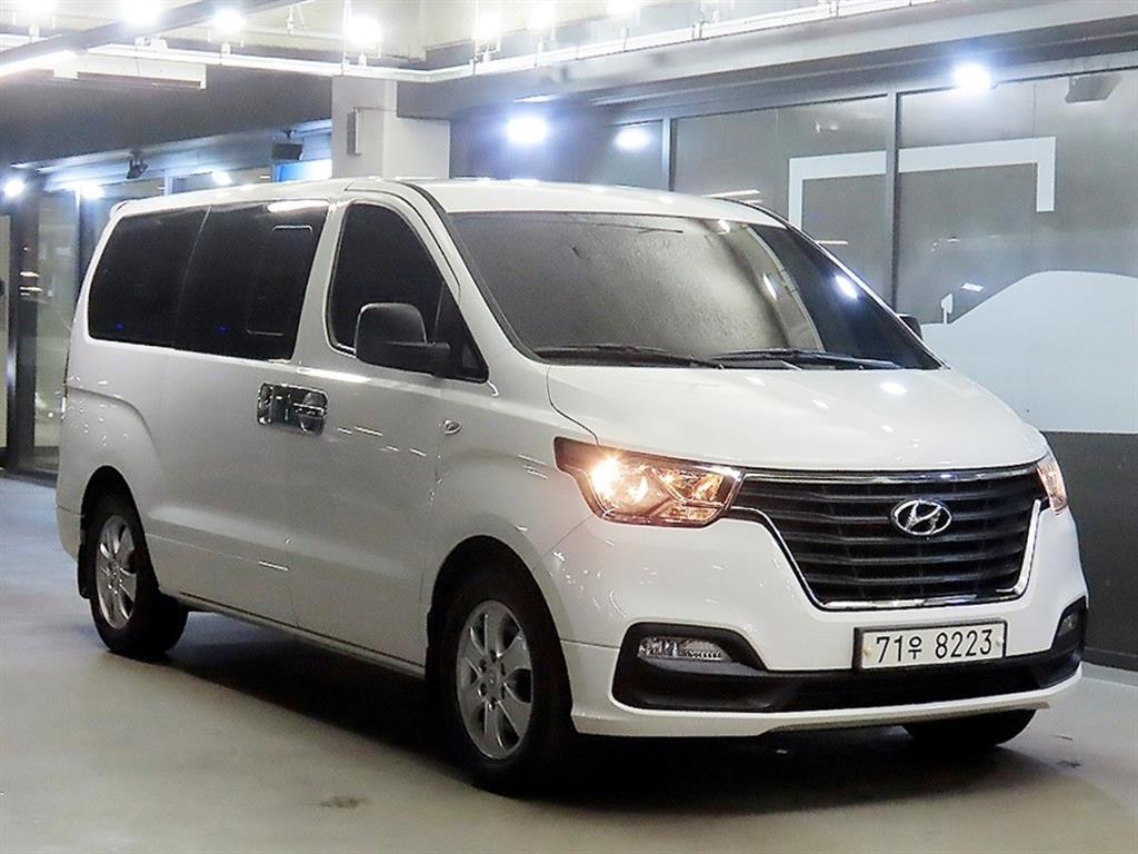 더 뉴 그랜드 스타렉스 2WD 웨건 12인승 모던 2021년식