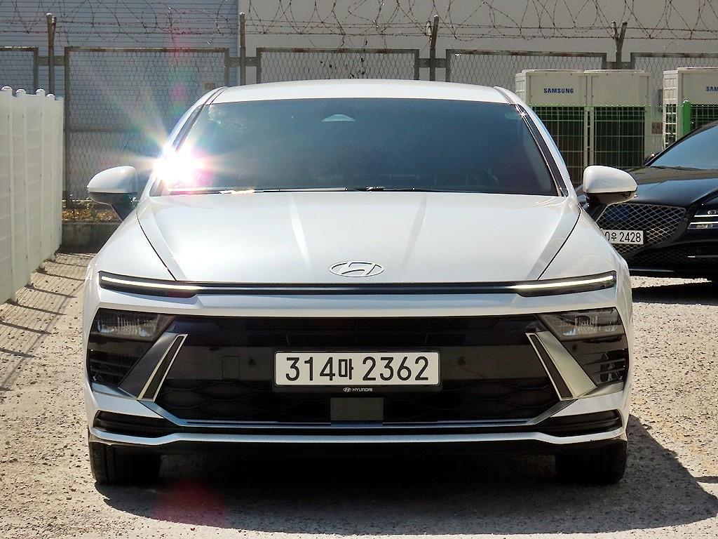 쏘나타 디 엣지 (DN8) LPG 2.0 영업용 모빌리티 2025년식