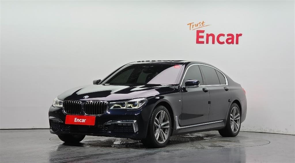 BMW 7시리즈 730d xDrive M 스포츠 사진