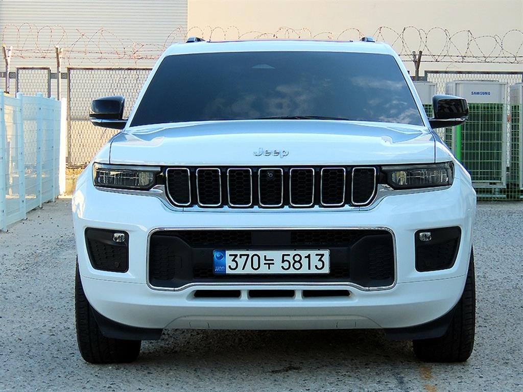 지프 체로키 3.6 L 오버랜드 사진