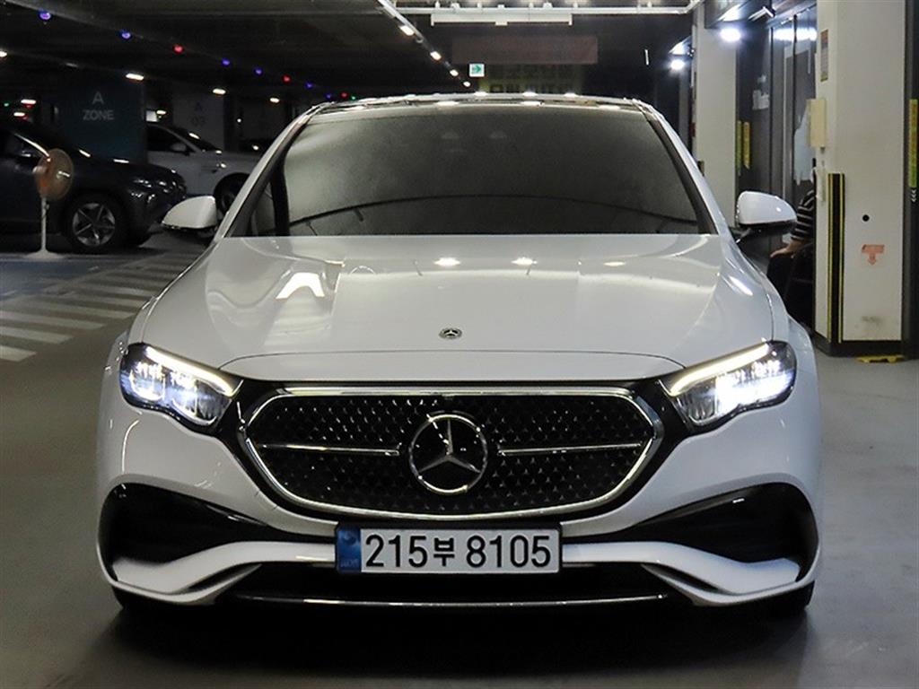 벤츠 E 클래스 E200 아방가르드 사진