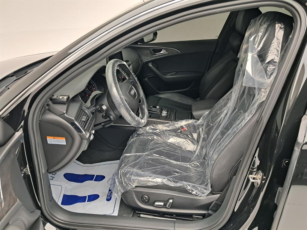 아우디 A6 35 TDI 프리미엄 사진