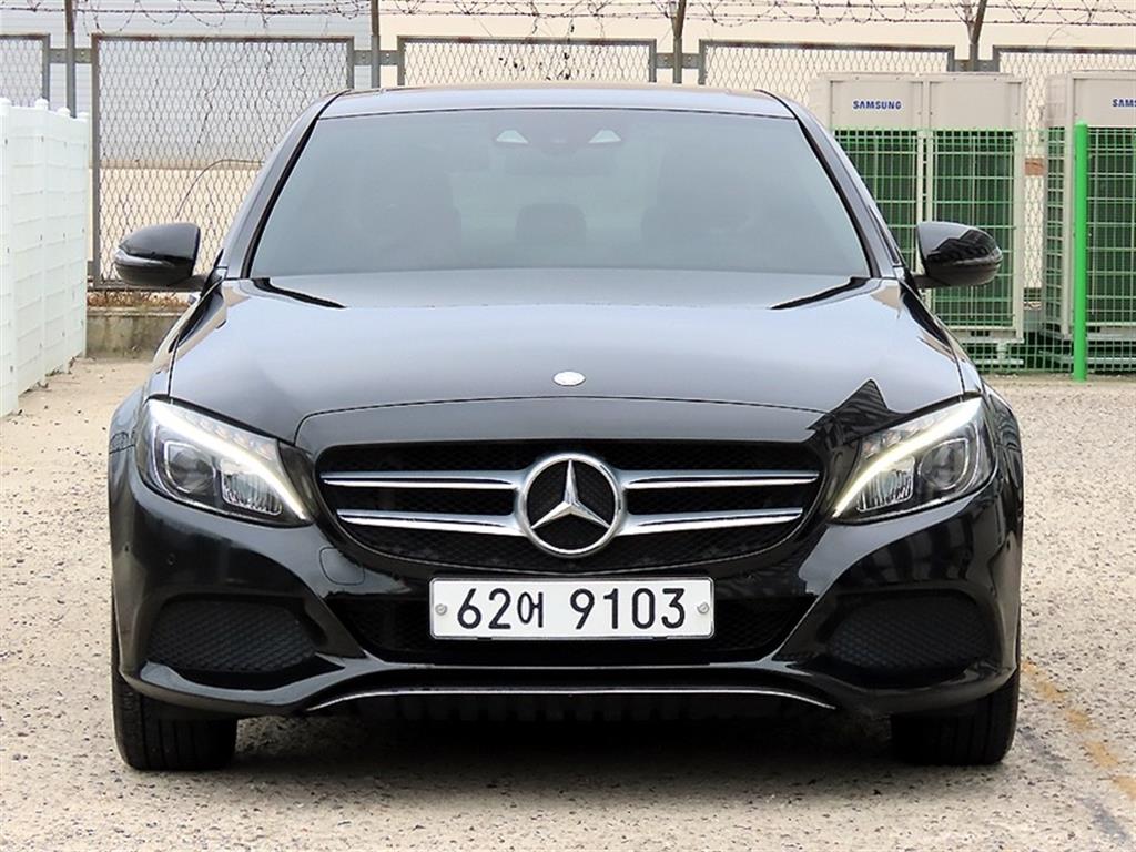C클래스 W205 C200 아방가르드 2017년식