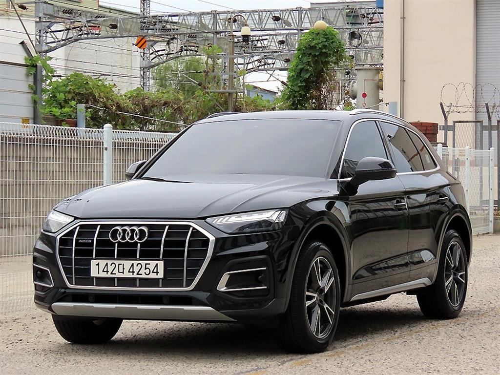아우디 Q5 40 TDI 콰트로 사진 2/20