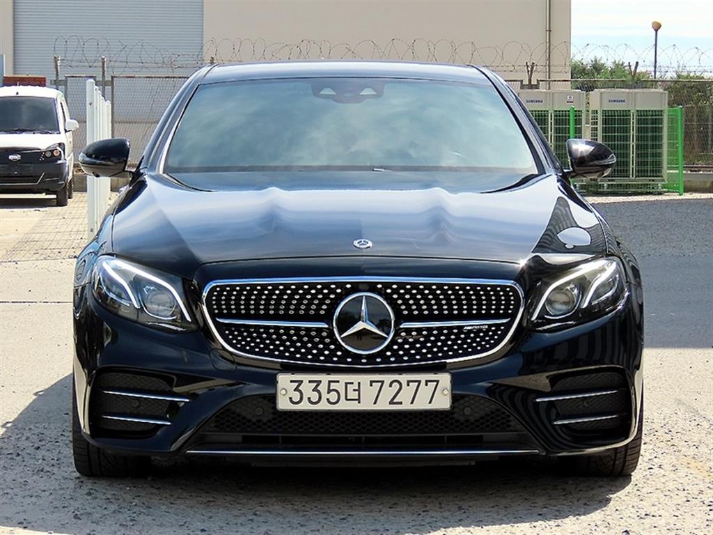 벤츠 E 클래스 E53 AMG 4MATIC+ 사진