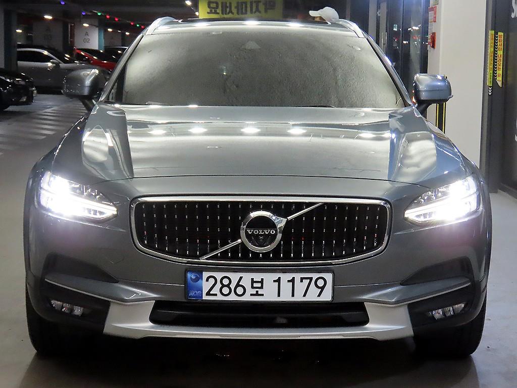 V90 크로스컨트리 T5 프로 AWD 2018년식