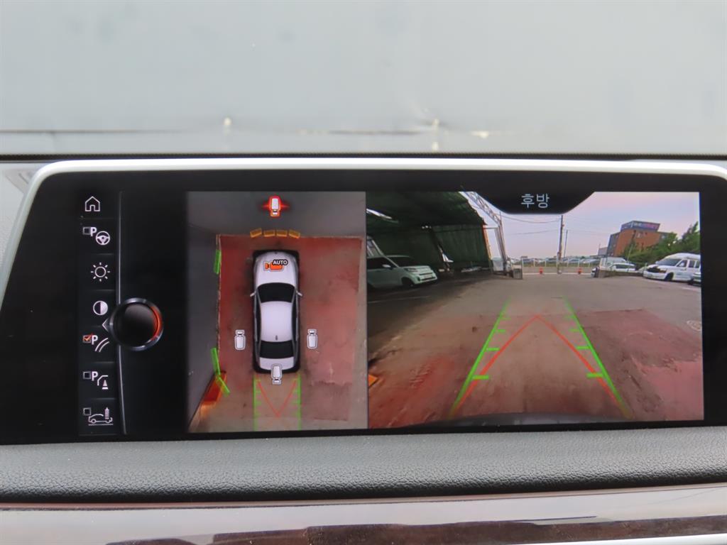 BMW 7시리즈 730d xDrive 사진
